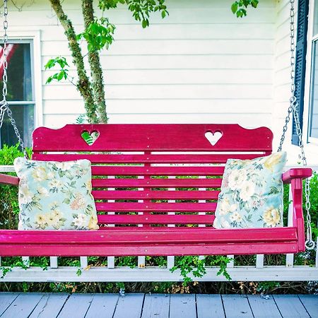 The Bed And Breakfast At Peace Hill Charles City Esterno foto